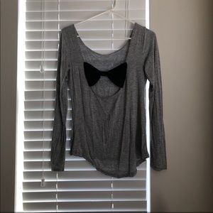 Grey shirt